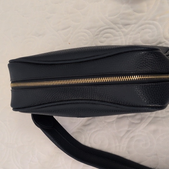 Angela Roi Grace Crossbody (Signet) - Picture 6 of 16